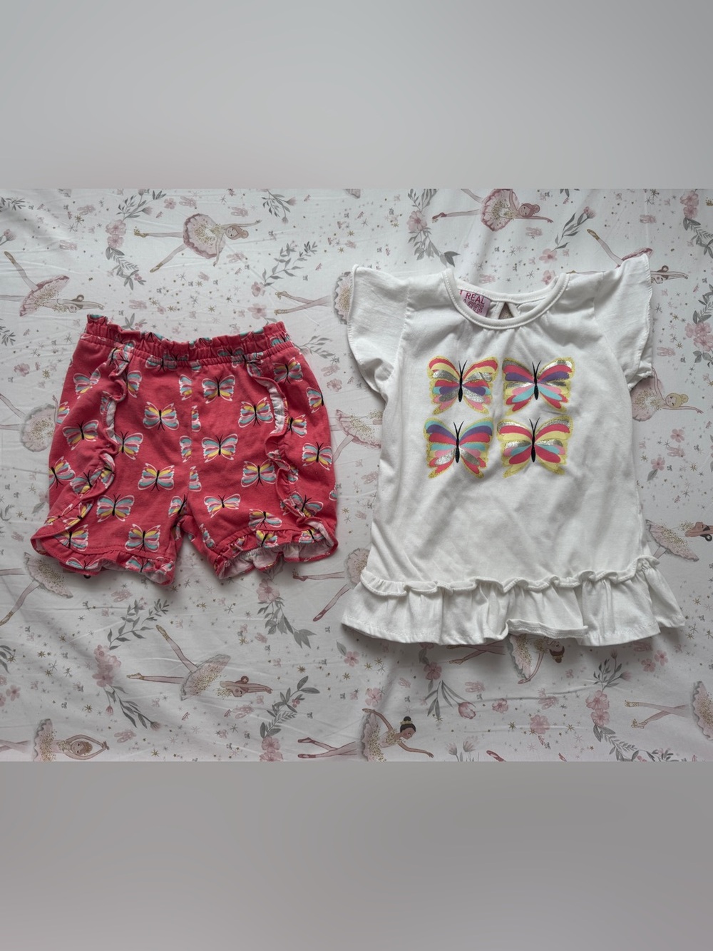 Girls Butterfly Top & Ruffle Shorts Outfit Set Size 4 Pink White Flutter Sleeve